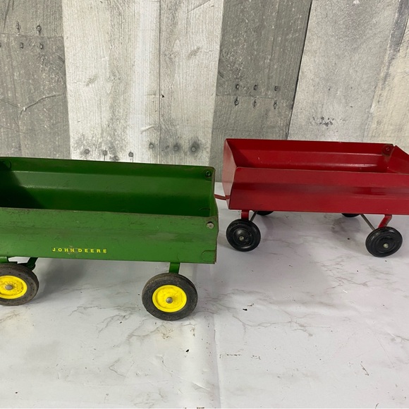 Vintage 70’s ERTL John Deere Metal 1/16 Wagons - Picture 5 of 7